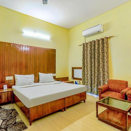 Hotel Executive Hasanganj Buitenkant foto