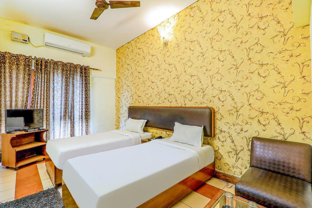 Hotel Executive Hasanganj Buitenkant foto