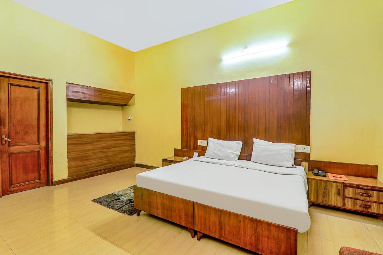 Hotel Executive Hasanganj Buitenkant foto