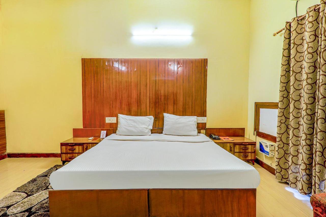 Hotel Executive Hasanganj Buitenkant foto